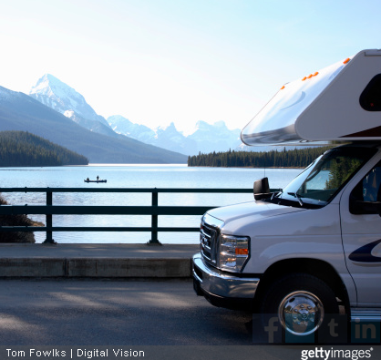 Pourquoi ne pas faire le tour des grands lacs italiens en camping-car ? / Source image : gettyimages