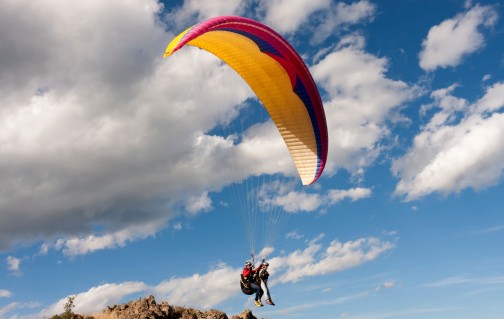 Découvrir le Maroc, l’Espagne et l’Italie en parapente